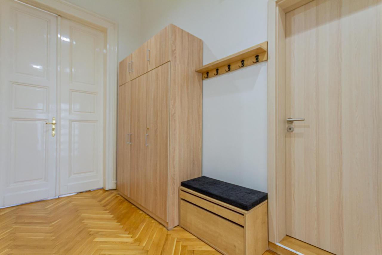 Supercentral Boutique Suite Budapest Eksteriør bilde