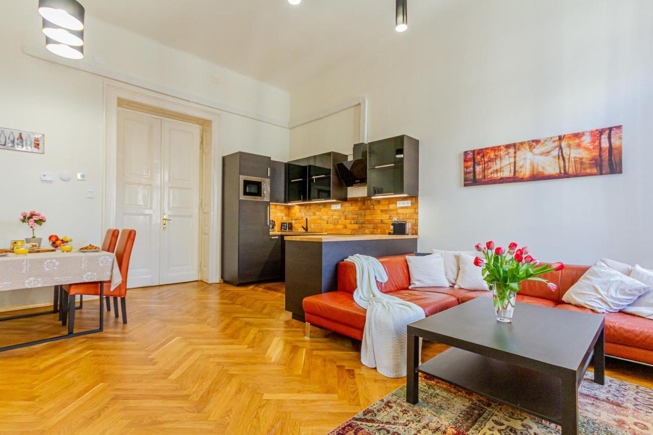 Supercentral Boutique Suite Budapest Eksteriør bilde